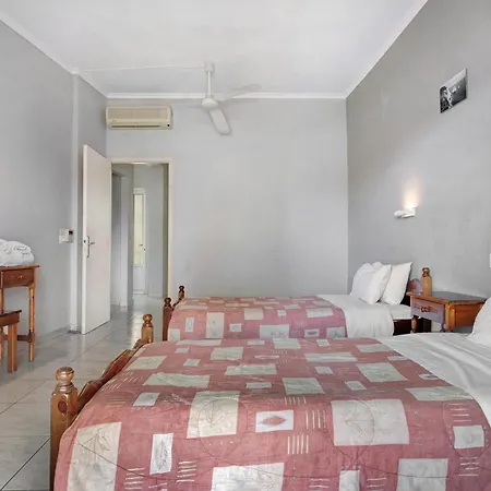 Dolphin 4 Apartament *