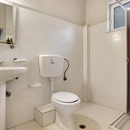 Apartman Dolphin 4 *