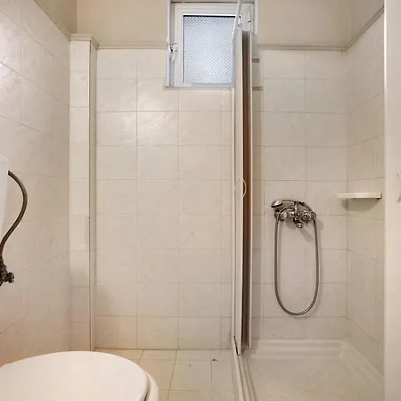 Dolphin 4 Apartment *